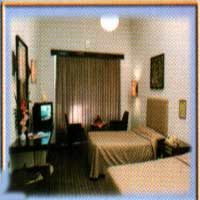 bu_ali_hotel_hamedan