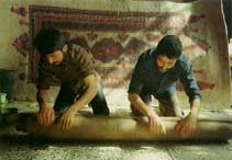 silk carpet workshop naeen iran isfahan yazd
