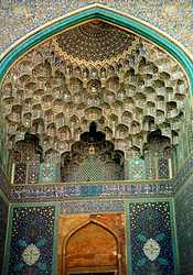 ian_isfahan_art_building