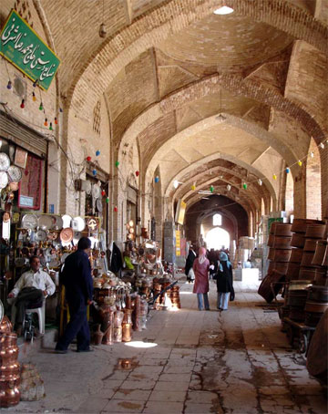 kerman_coppersmith_bazaar