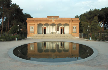 zoroastrian_temple_iran-yaz